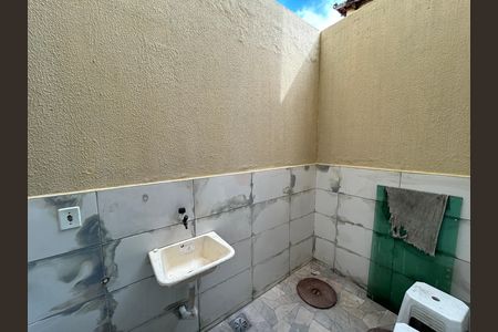 Casa para alugar com 110m², 2 quartos e 1 vagaÁrea de Serviço