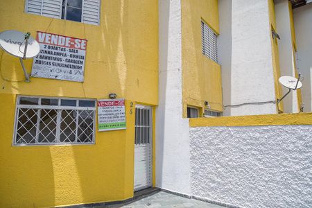 Casa à venda com 69m², 2 quartos e 1 vagaGaragem