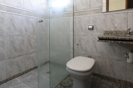 Casa de condomínio à venda com 85m², 2 quartos e 1 vagaBanheiro