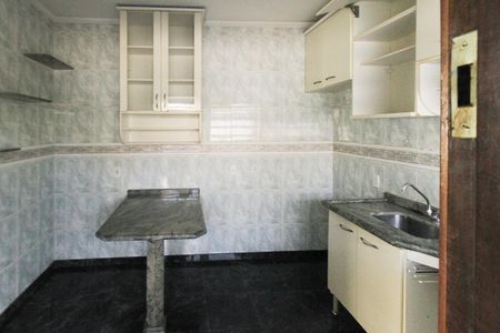 Casa de condomínio à venda com 85m², 2 quartos e 1 vagaCozinha