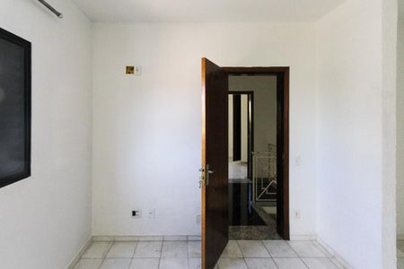 Casa de condomínio à venda com 85m², 2 quartos e 1 vagaQuarto