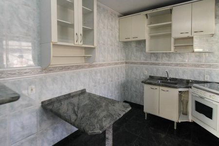 Casa de condomínio à venda com 85m², 2 quartos e 1 vagaCozinha