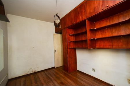 Apartamento à venda com 83m², 3 quartos e 1 vagaQuarto1