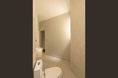 Casa à venda com 430m², 4 quartos e 4 vagas Casa à venda com 430m², 4 quartos e 4 vagasBanheiro Suíte 1