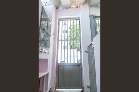 Casa para alugar com 80m², 2 quartos e 1 vaga Casa para alugar com 80m², 2 quartos e 1 vagaCorredor