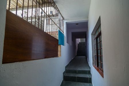 Casa para alugar com 80m², 2 quartos e 1 vaga Casa para alugar com 80m², 2 quartos e 1 vagaCorredor