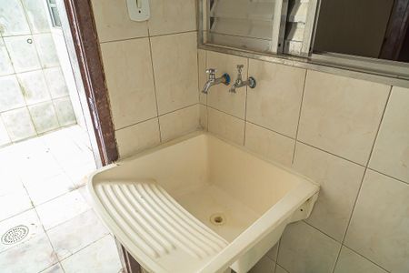 Casa para alugar com 80m², 2 quartos e 1 vaga Casa para alugar com 80m², 2 quartos e 1 vagaÁrea de Serviço - Tanque