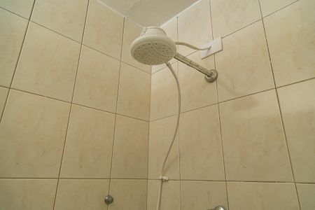 Casa para alugar com 80m², 2 quartos e 1 vaga Casa para alugar com 80m², 2 quartos e 1 vagaBanheiro - Chuveiro