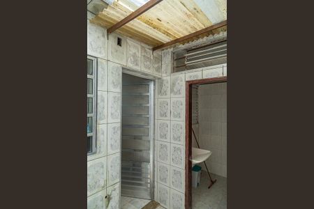 Casa para alugar com 80m², 2 quartos e 1 vaga Casa para alugar com 80m², 2 quartos e 1 vagaQuintal