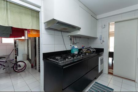 Apartamento para alugar com 132m², 3 quartos e 2 vagas Apartamento para alugar com 132m², 3 quartos e 2 vagasCozinha