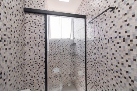 Apartamento à venda com 40m², 2 quartos e sem vaga Apartamento à venda com 40m², 2 quartos e sem vagaBanheiro