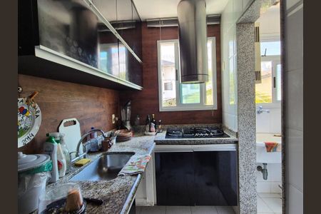 Apartamento à venda com 86m², 3 quartos e 2 vagasCozinha