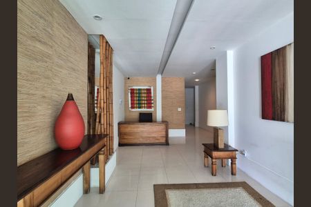 Apartamento à venda com 86m², 3 quartos e 2 vagasHall de entrada