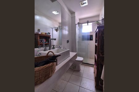 Apartamento à venda com 86m², 3 quartos e 2 vagasBanheiro da Suíte