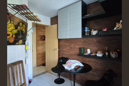 Apartamento à venda com 86m², 3 quartos e 2 vagasCozinha