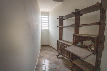 Casa à venda com 280m², 4 quartos e 4 vagasCasa 2 quartinho