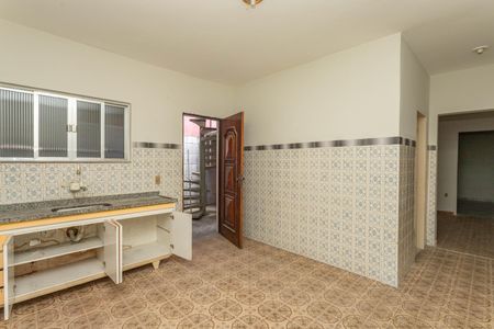 Casa à venda com 280m², 4 quartos e 4 vagasCasa 2 - Cozinha