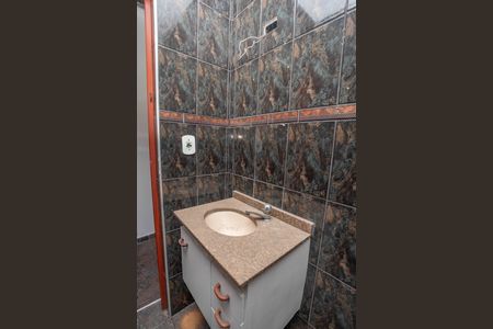 Casa à venda com 280m², 4 quartos e 4 vagasCasa 1 - Banheiro