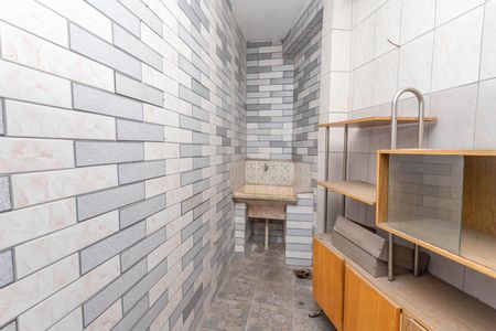 Casa à venda com 280m², 4 quartos e 4 vagasCasa 2 - Área de serviço