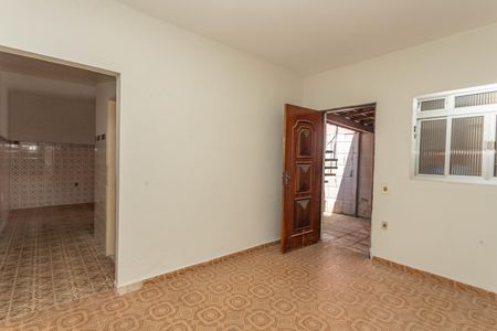 Casa à venda com 280m², 4 quartos e 4 vagasCasa 2 - Sala