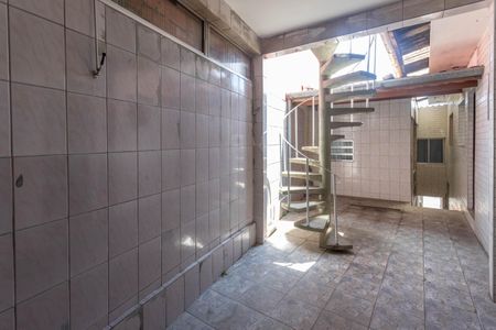 Casa à venda com 280m², 4 quartos e 4 vagasQuintal