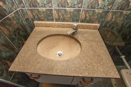 Casa à venda com 280m², 4 quartos e 4 vagasCasa 1 - Banheiro