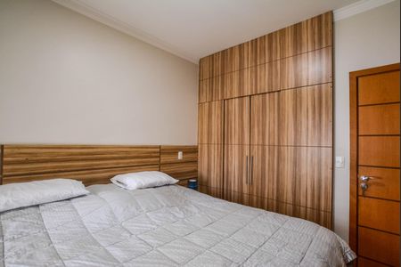 Apartamento à venda com 340m², 4 quartos e 4 vagasSuíte 2