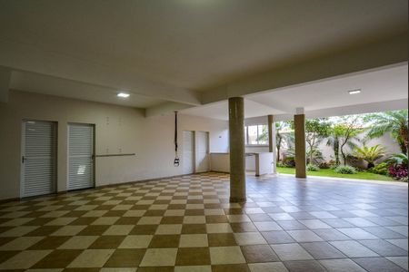 Apartamento à venda com 340m², 4 quartos e 4 vagasÁrea comum - Salão de festas