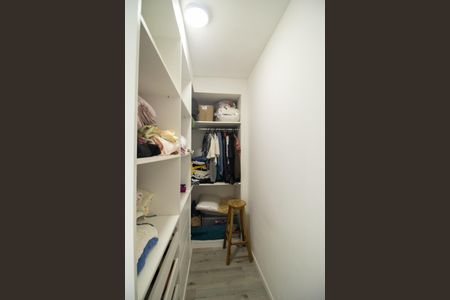 Apartamento à venda com 150m², 2 quartos e 2 vagasCloset da suíte