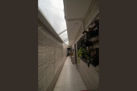 Apartamento à venda com 150m², 2 quartos e 2 vagasCorredor externo