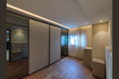 Apartamento para alugar com 84m², 1 quarto e 2 vagas Apartamento para alugar com 84m², 1 quarto e 2 vagasSuíte Armários