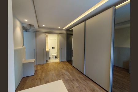 Apartamento para alugar com 84m², 1 quarto e 2 vagas Apartamento para alugar com 84m², 1 quarto e 2 vagasSuíte Armários
