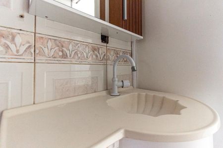 Studio para alugar com 28m², 1 quarto e 1 vaga Studio para alugar com 28m², 1 quarto e 1 vagaBanheiro