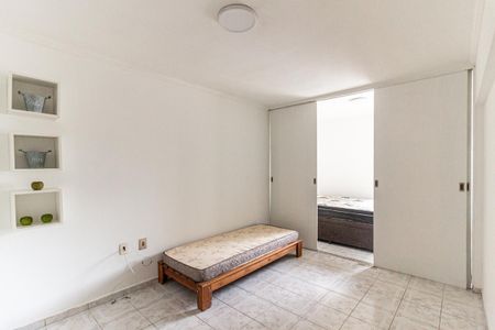 Studio para alugar com 28m², 1 quarto e 1 vaga Studio para alugar com 28m², 1 quarto e 1 vagaStudio