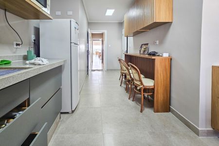 Apartamento para alugar com 192m², 4 quartos e 2 vagasCozinha