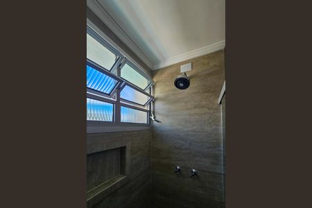 Apartamento para alugar com 192m², 4 quartos e 2 vagasbanheiro da suíte 1