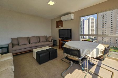 Apartamento para alugar com 192m², 4 quartos e 2 vagasSala