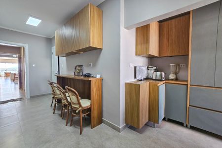 Apartamento para alugar com 192m², 4 quartos e 2 vagasCozinha