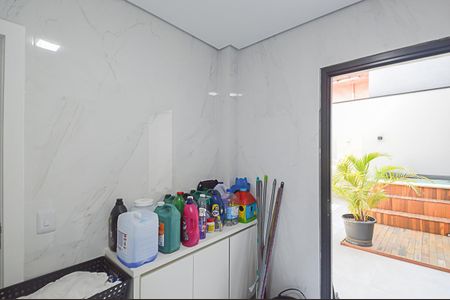 Casa à venda com 287m², 4 quartos e 3 vagasÁrea de Serviço