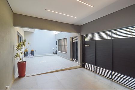 Casa à venda com 287m², 4 quartos e 3 vagasGaragem