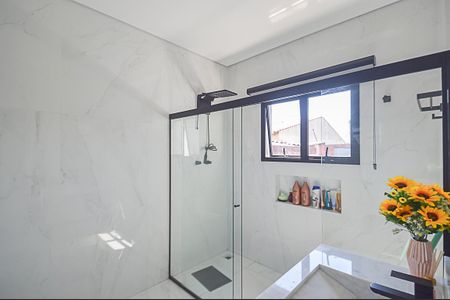 Casa à venda com 287m², 4 quartos e 3 vagasBanheiro da Suíte 2