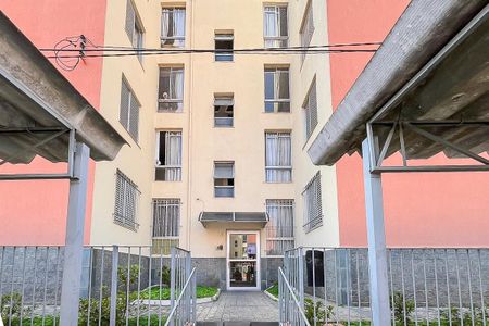 Apartamento à venda com 60m², 2 quartos e 1 vagaFachada + plaquinha