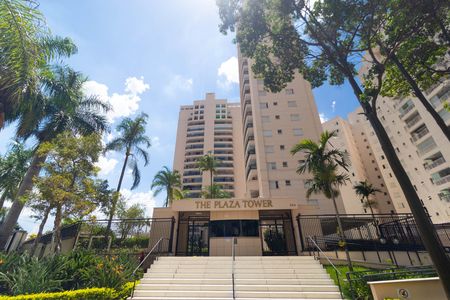 Apartamento para alugar com 135m², 3 quartos e 2 vagas Apartamento para alugar com 135m², 3 quartos e 2 vagasFachada