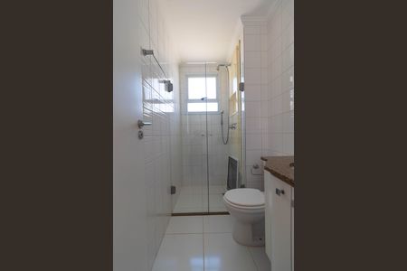 Apartamento para alugar com 135m², 3 quartos e 2 vagas Apartamento para alugar com 135m², 3 quartos e 2 vagasBanheiro da Suíte 02