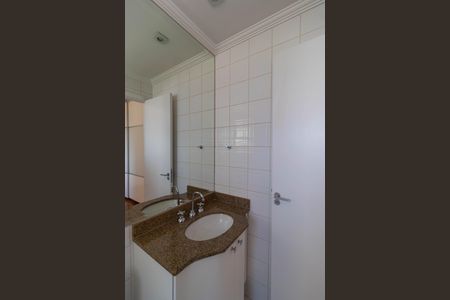 Apartamento para alugar com 135m², 3 quartos e 2 vagas Apartamento para alugar com 135m², 3 quartos e 2 vagasBanheiro da Suíte 03