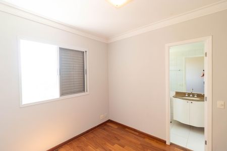 Apartamento para alugar com 135m², 3 quartos e 2 vagas Apartamento para alugar com 135m², 3 quartos e 2 vagasSuíte 03