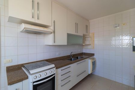 Apartamento para alugar com 135m², 3 quartos e 2 vagas Apartamento para alugar com 135m², 3 quartos e 2 vagasCozinha