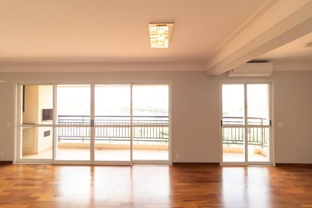 Apartamento para alugar com 135m², 3 quartos e 2 vagas Apartamento para alugar com 135m², 3 quartos e 2 vagasSala