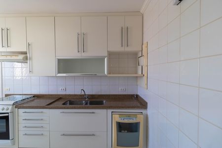 Apartamento para alugar com 135m², 3 quartos e 2 vagas Apartamento para alugar com 135m², 3 quartos e 2 vagasCozinha