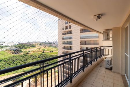 Apartamento para alugar com 135m², 3 quartos e 2 vagas Apartamento para alugar com 135m², 3 quartos e 2 vagasSacada com Churrasqueira